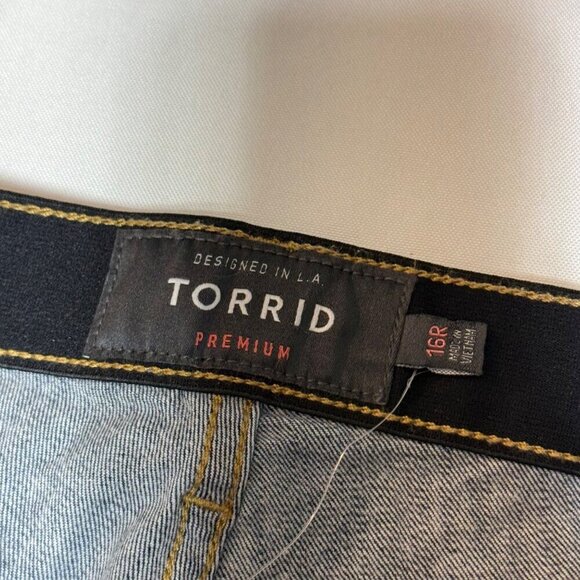 Torrid Premium Sky High Skinny Jeans Size 16R Medium Wash Stretch Denim Womens - Picture 3 of 9